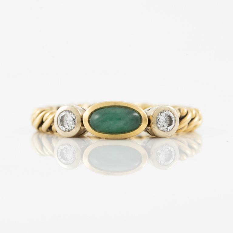 Pomellato, ring, 18K gold with cabochon-cut emerald and brilliant-cut diamonds.