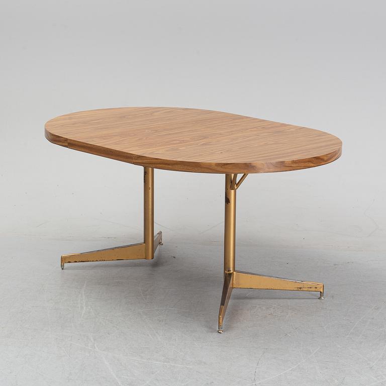A dining table with four chairs, Walter of Wabash, table dated 1960.