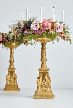 KANDELABRAR, ett par, för nio ljus, tillskrivna Pierre-Phillipe Thomires verkstad, Paris, empire.