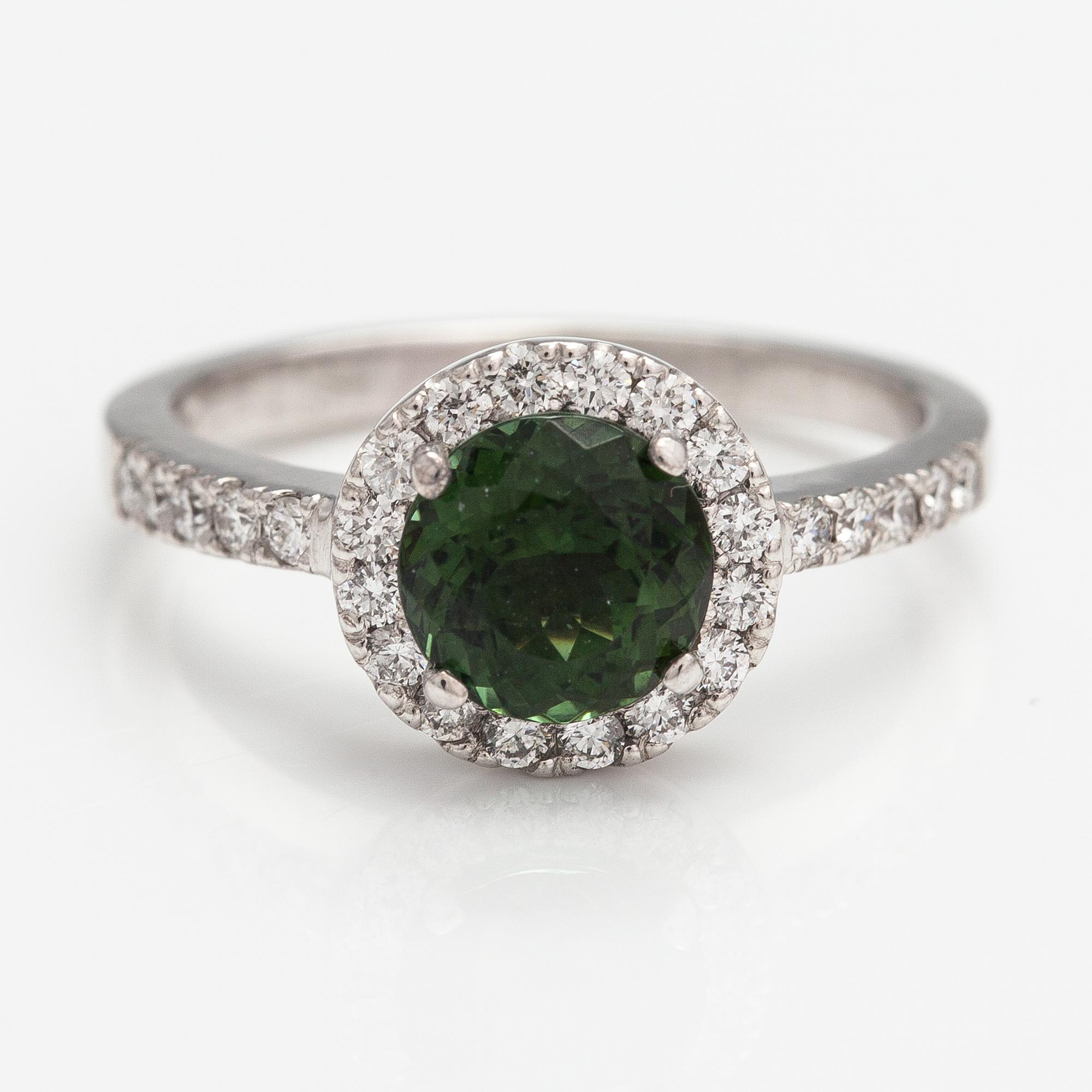 Sormus, 14K valkokultaa, turmaliina ja timantteja n. 0.40 ct yht. Benfin, Helsinki 2009.