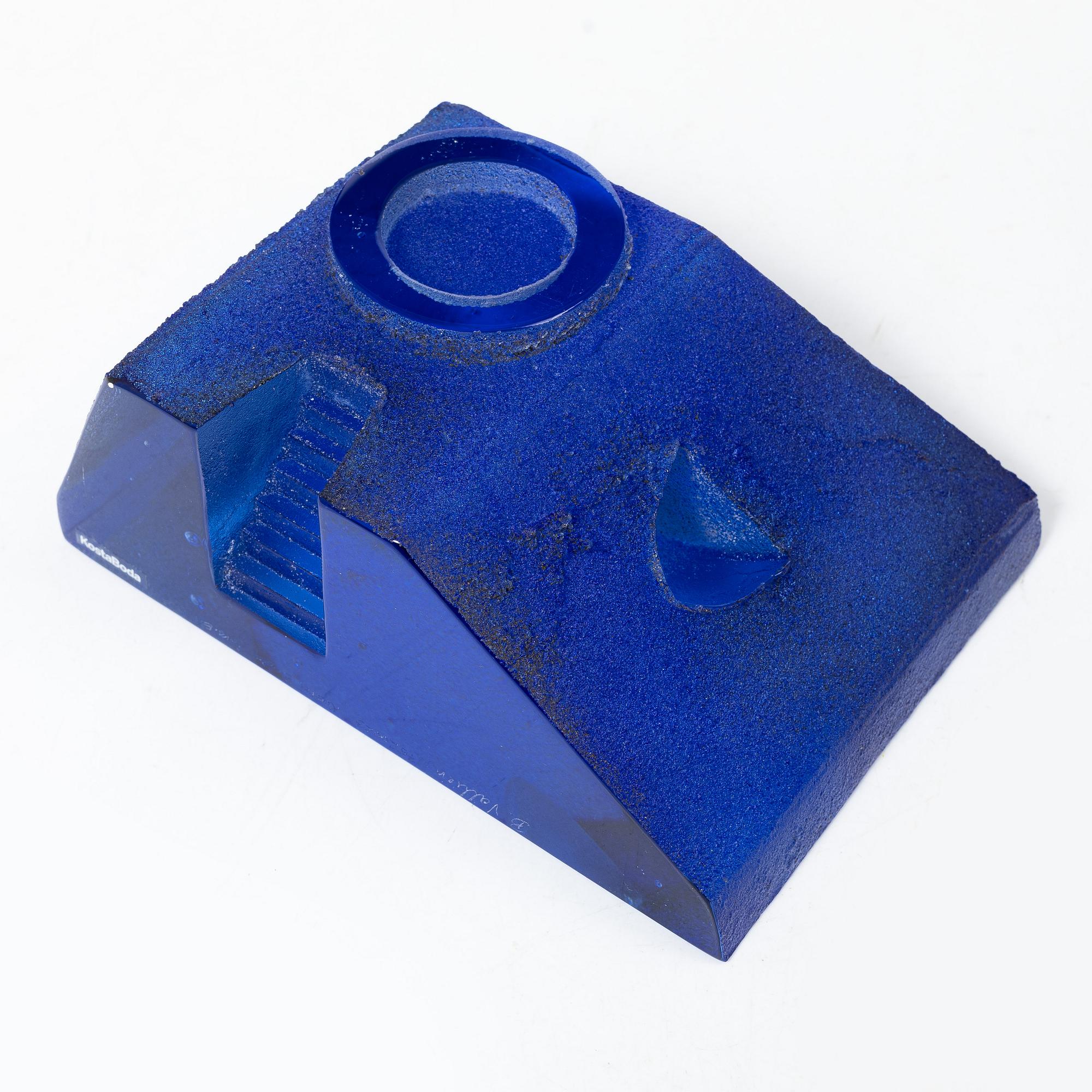 Bertil Vallien, a limited edition glass sculpture Kosta Boda, Sweden, signed.