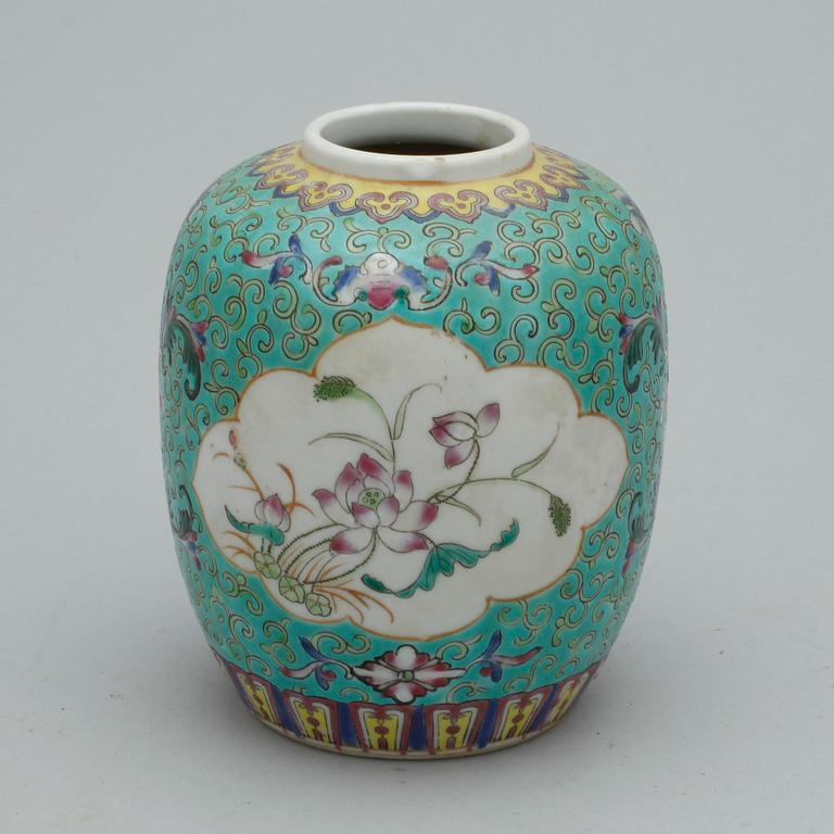 KRUKOR, 4 st, porslin, Kina, 1900-tal.
