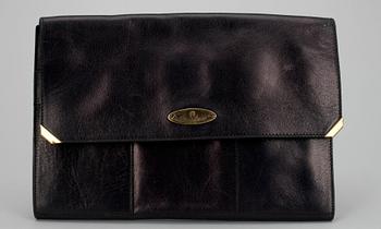 LAUKKU, kirjekuorilaukku, Etienne Aigner.