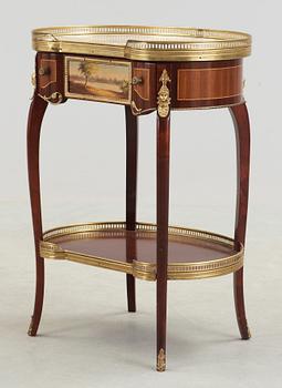 BORD, Louis XV-stil, troligen Frankrike, 1900-tal.