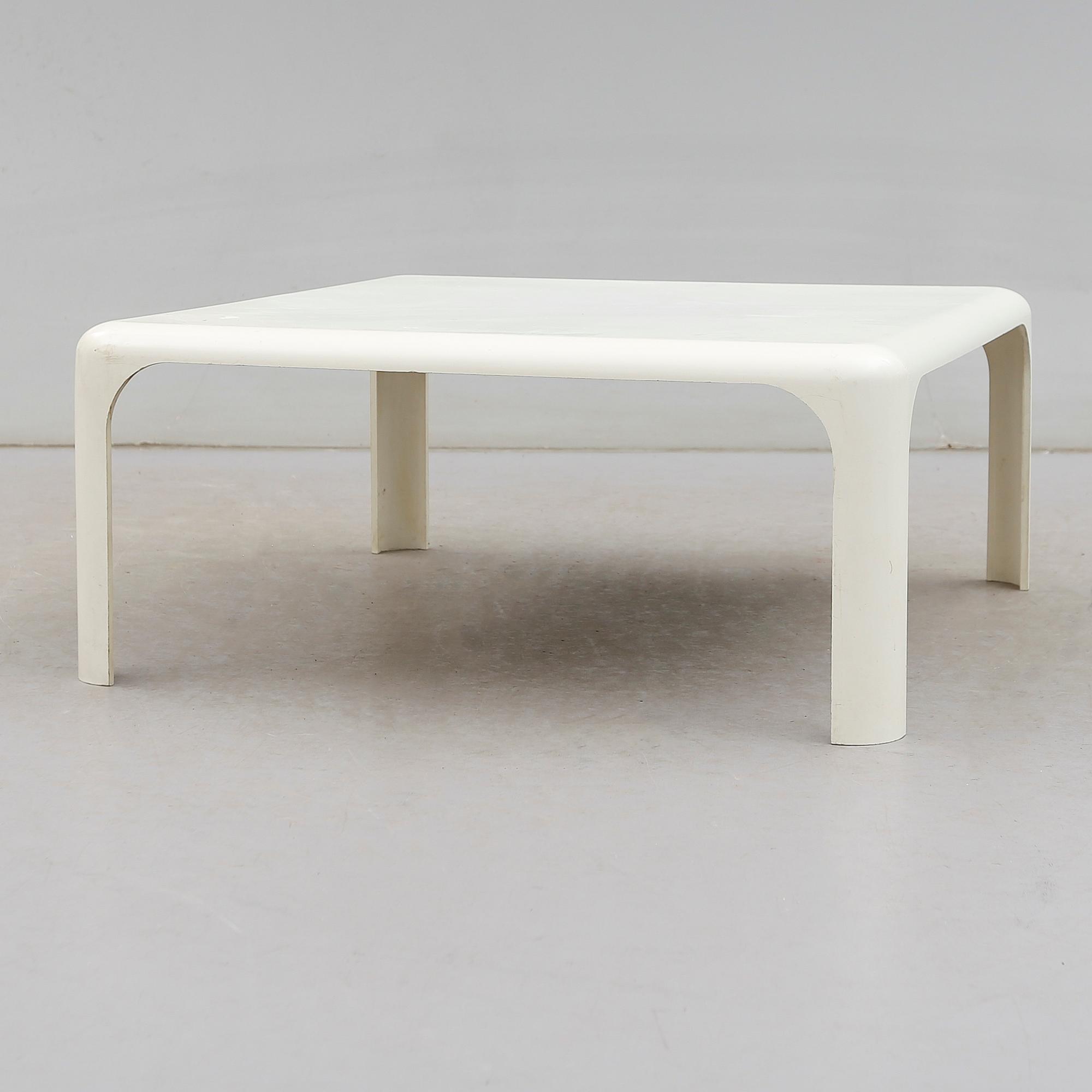 SOFFBORD, "Demetrio 70", design Vico Magistretti, för Studio Artemide Milano, Italien, 1970-tal.