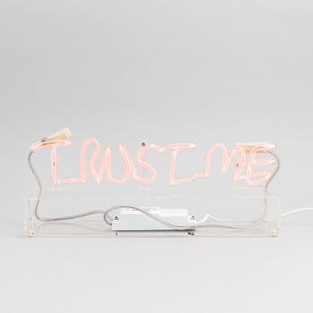 Joakim Allgulander, "Trust Me", signerad 1/5.