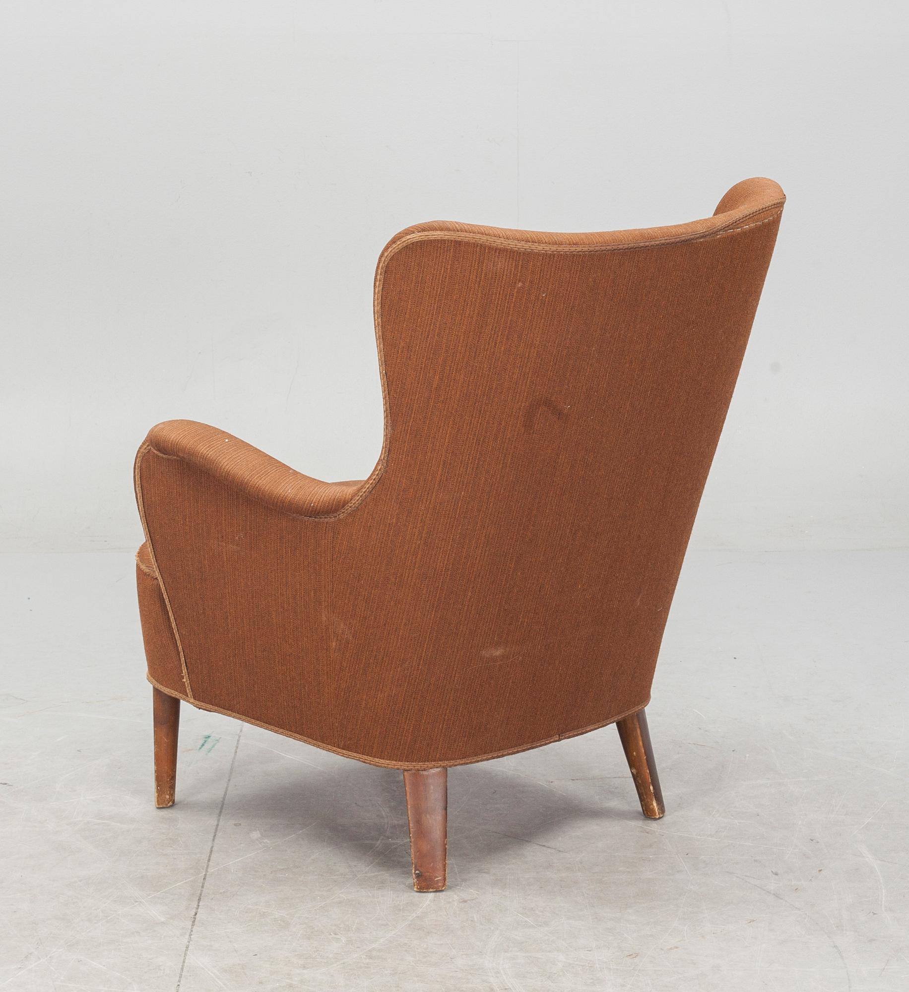 FÅTÖLJ, 1900-talets mitt.