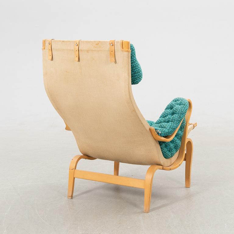 Bruno Mathsson, fåtölj "Pernilla" för DUX sent 1900-tal.