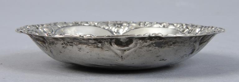 PARTI SILVER, 10 st, bl a Kina, 1900-tal. 314 gram.