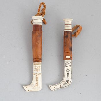 Two half-horn knives.