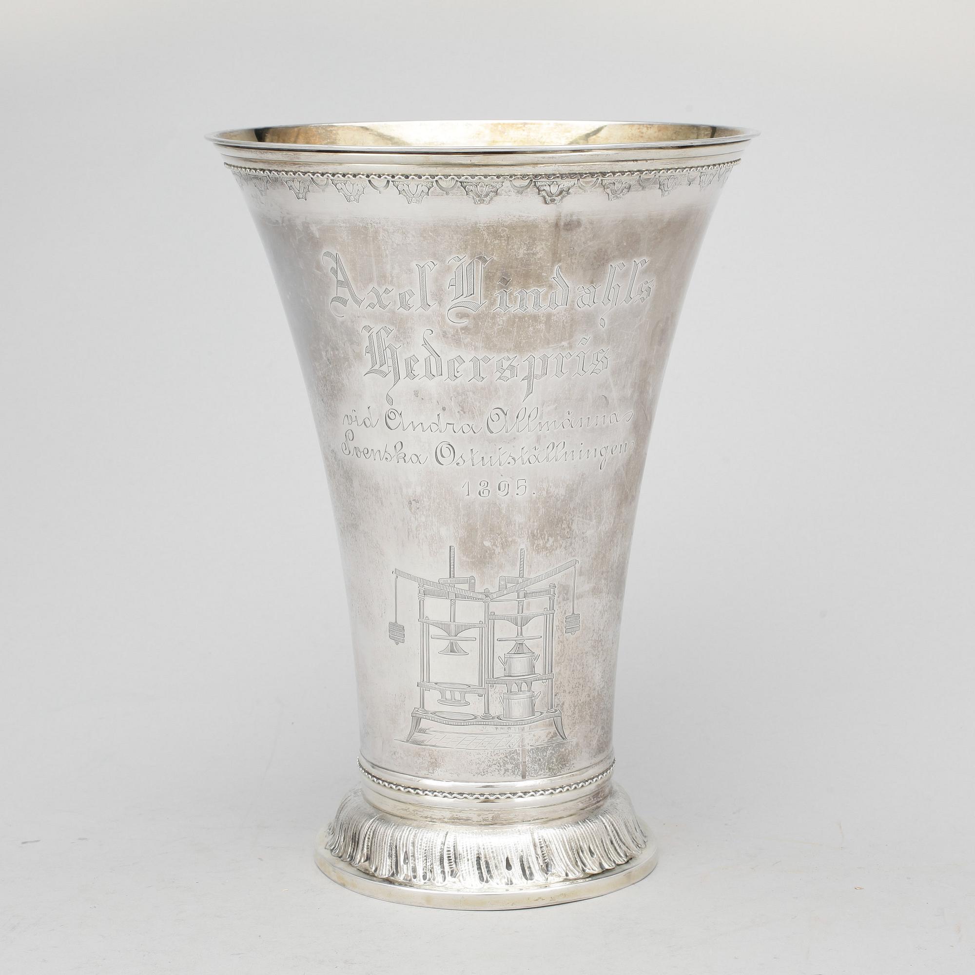 BÄGARE, silver, K Andersson, Stockholm 1894.
Ca 490 g.