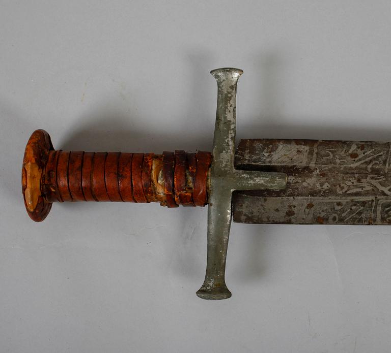 SVÄRD, orientaliskt, metall, 1800-/1900-tal.