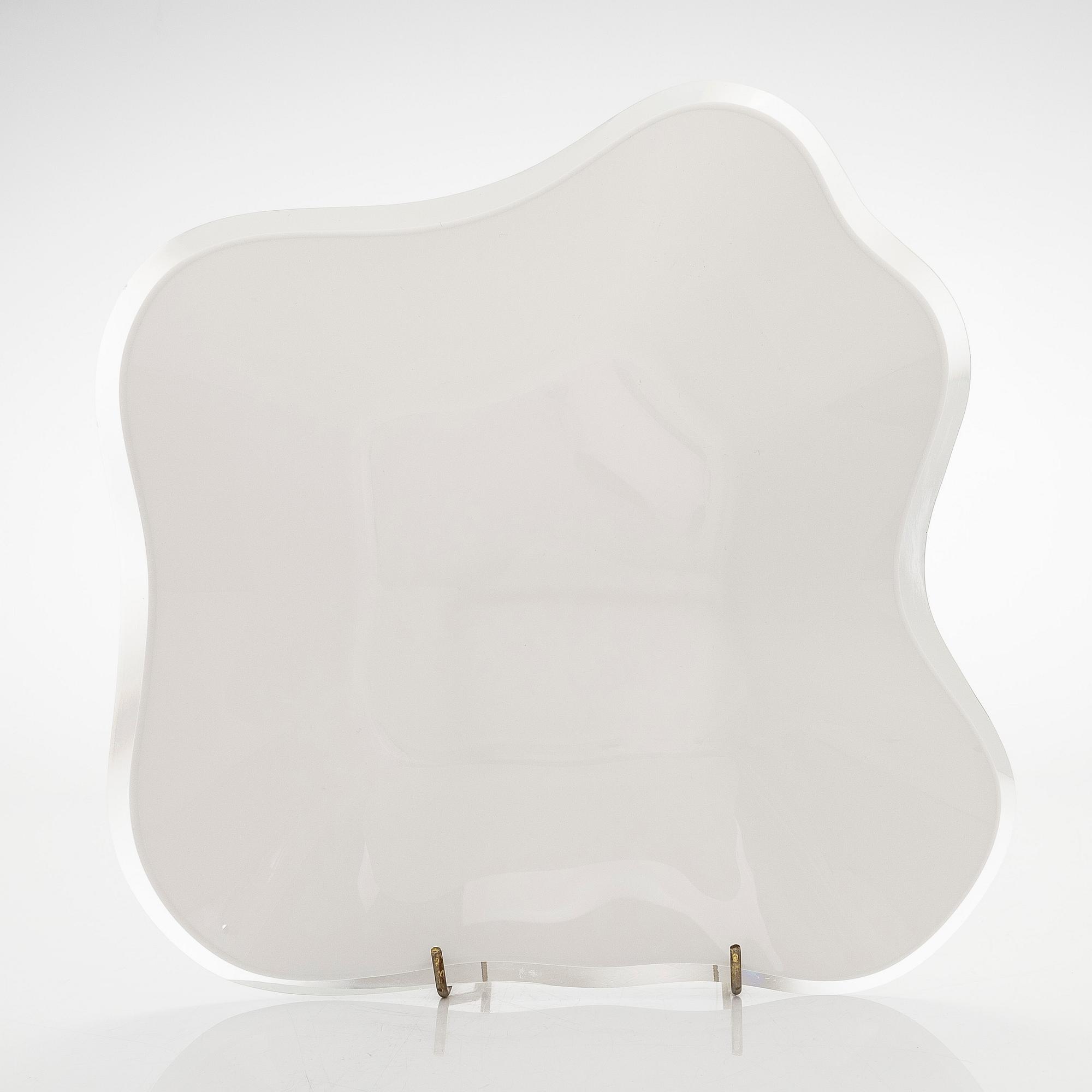 Alvar Aalto, one piece of a 1970's 'Aalto flower' glass sculpture, signed Alvar Aalto.