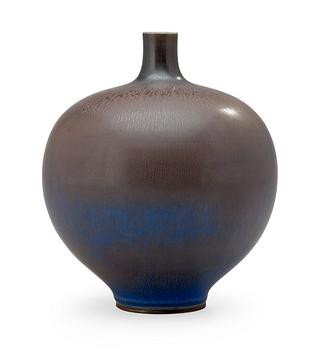 A Berndt Friberg blue and brownish glazed stoneware vase, Gustavsberg Studio 1964.