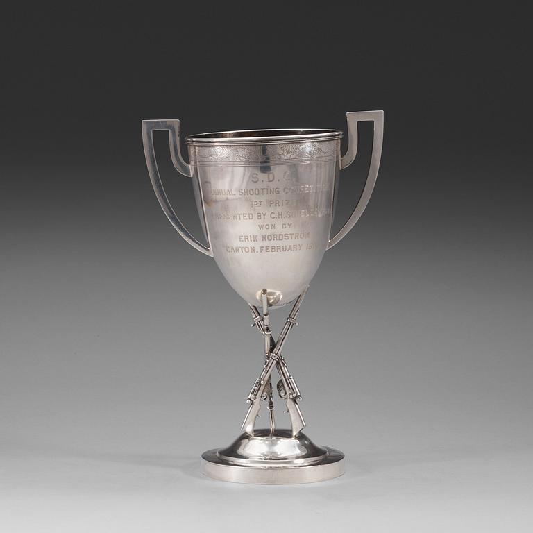 A silver cup with makers mark of Sing Fat, Canton, early 20th century.