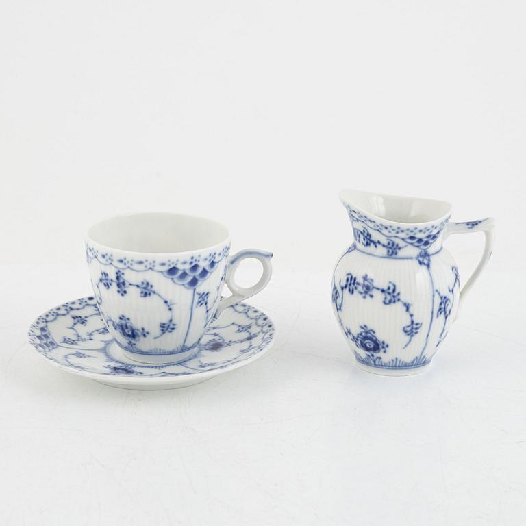 A 20-piece 'Musselmalet' porcelain coffee service, Royal Copenhagen, Denmark.