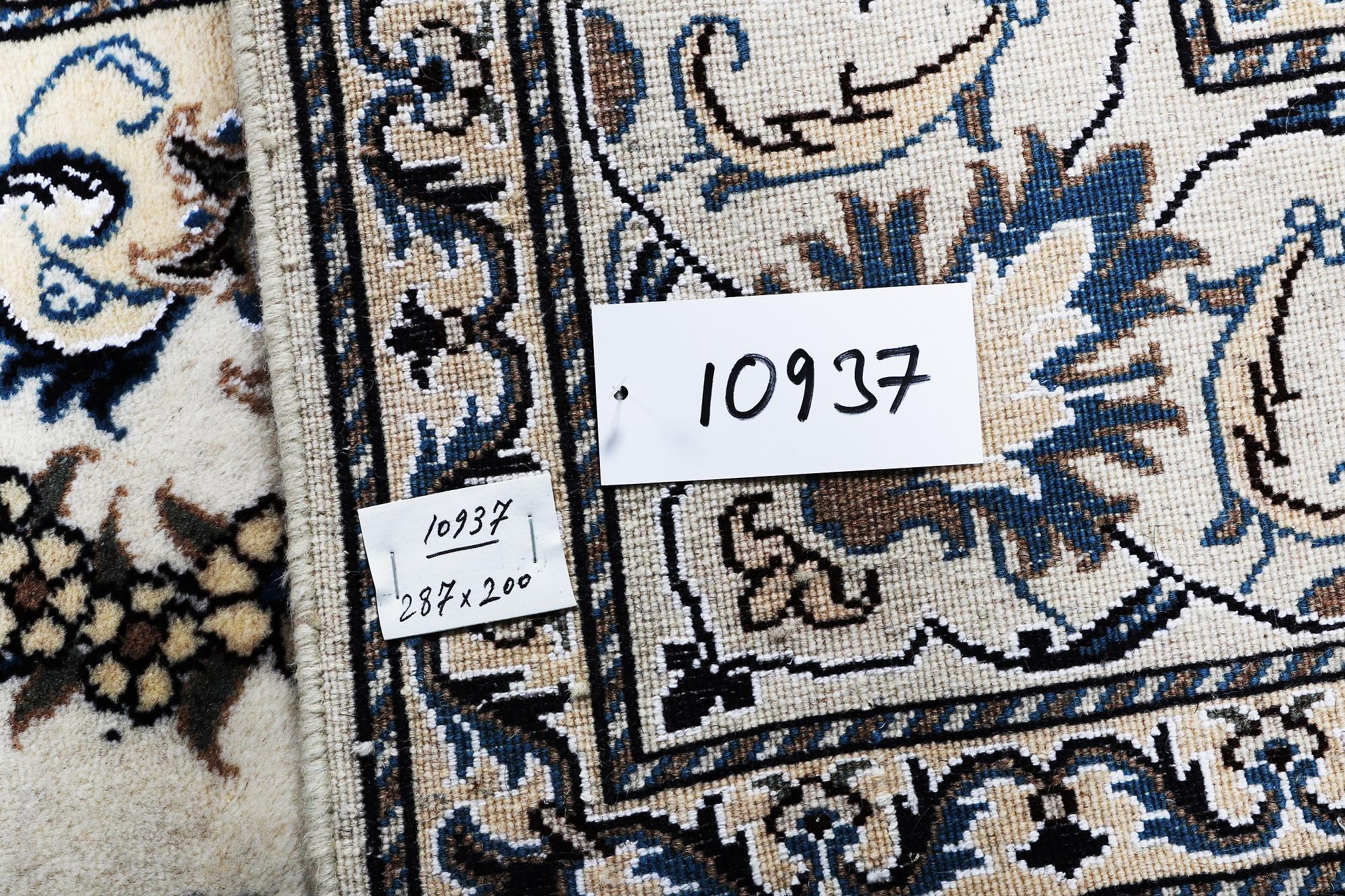 A carpet, Nain, parrt silk, ca 287 x 200 cm.