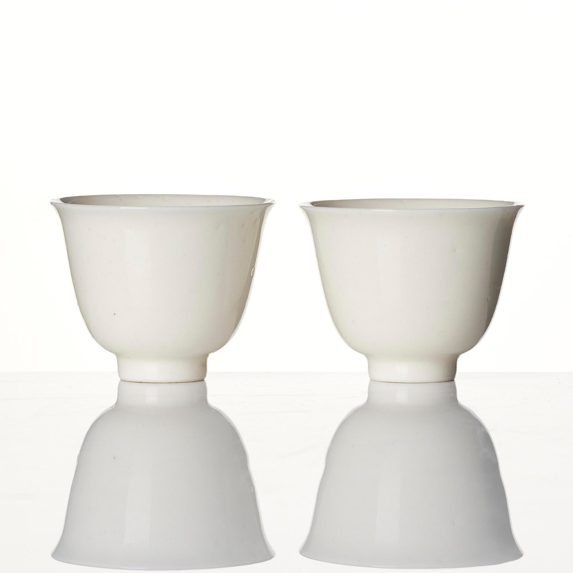 A pair of blanc de chine cups, Qing dynasty, Kangxi (1662-1722).