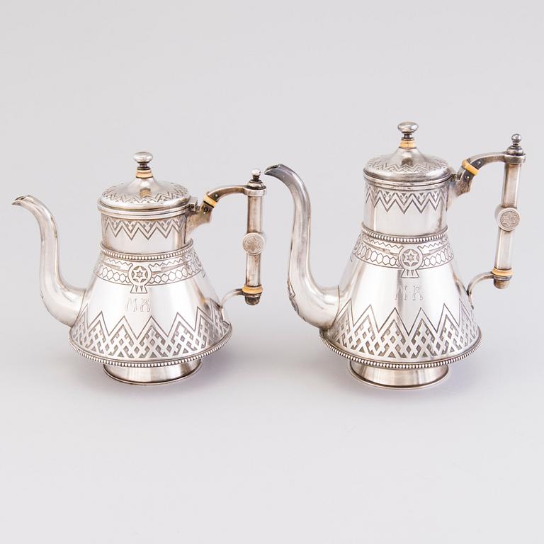 A KAFFE- OCH TESERVIS, silver, S:t Petersburg,  1885, Gratchev, Johan Olsonius, sockerskålen 1881, Karl Albrecht.