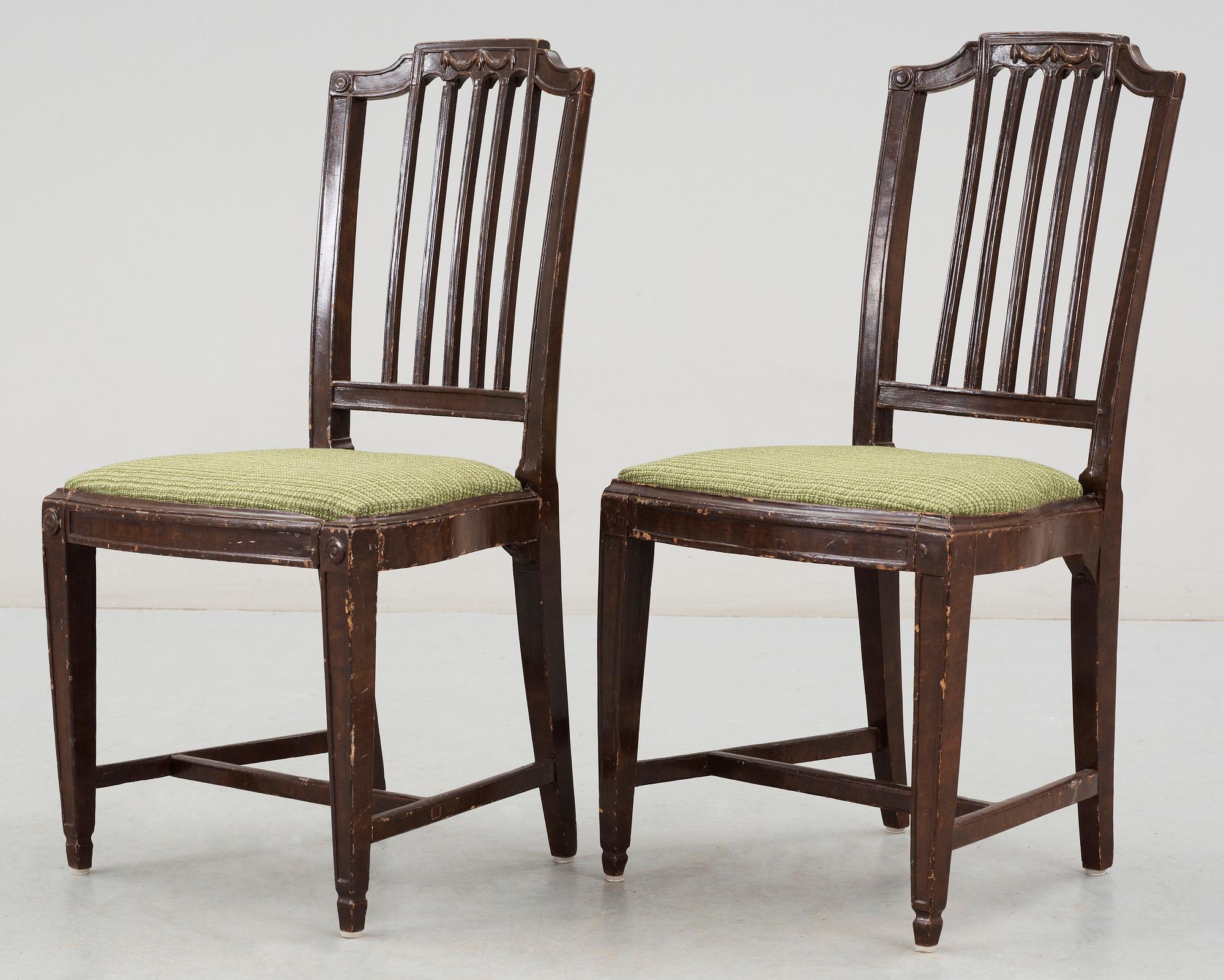STOLAR, ett par, sengustavianska stockholmsarbeten, omkring 1800.