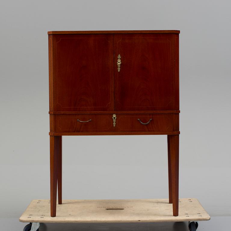 A drinks cabinet, 1960s.