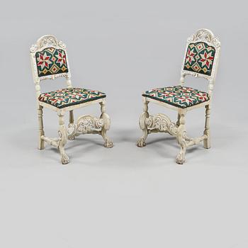 STOLAR, ett par, provinsarbeten, barock 1700-tal.