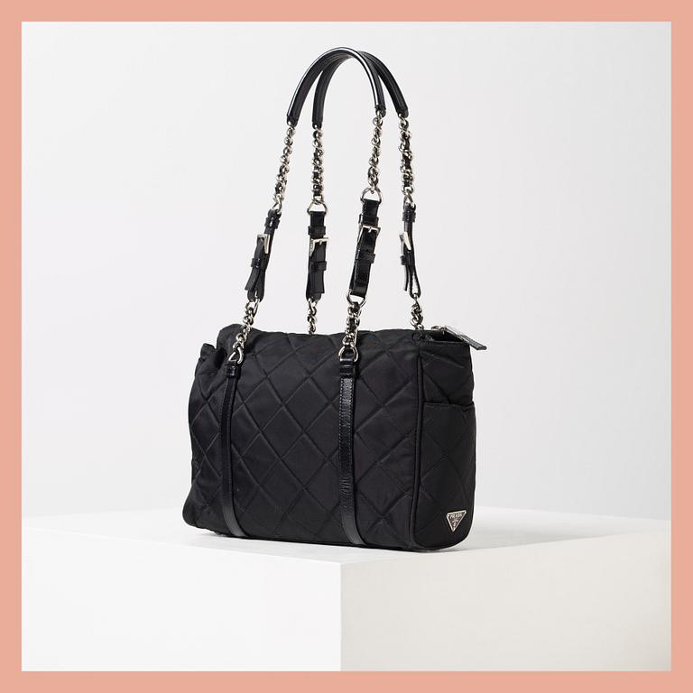 VÄSKA, Prada.