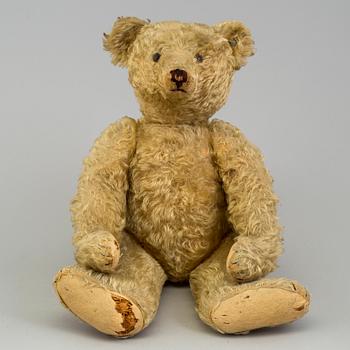 a German Steiff teddybear from the 1920's-/30's.