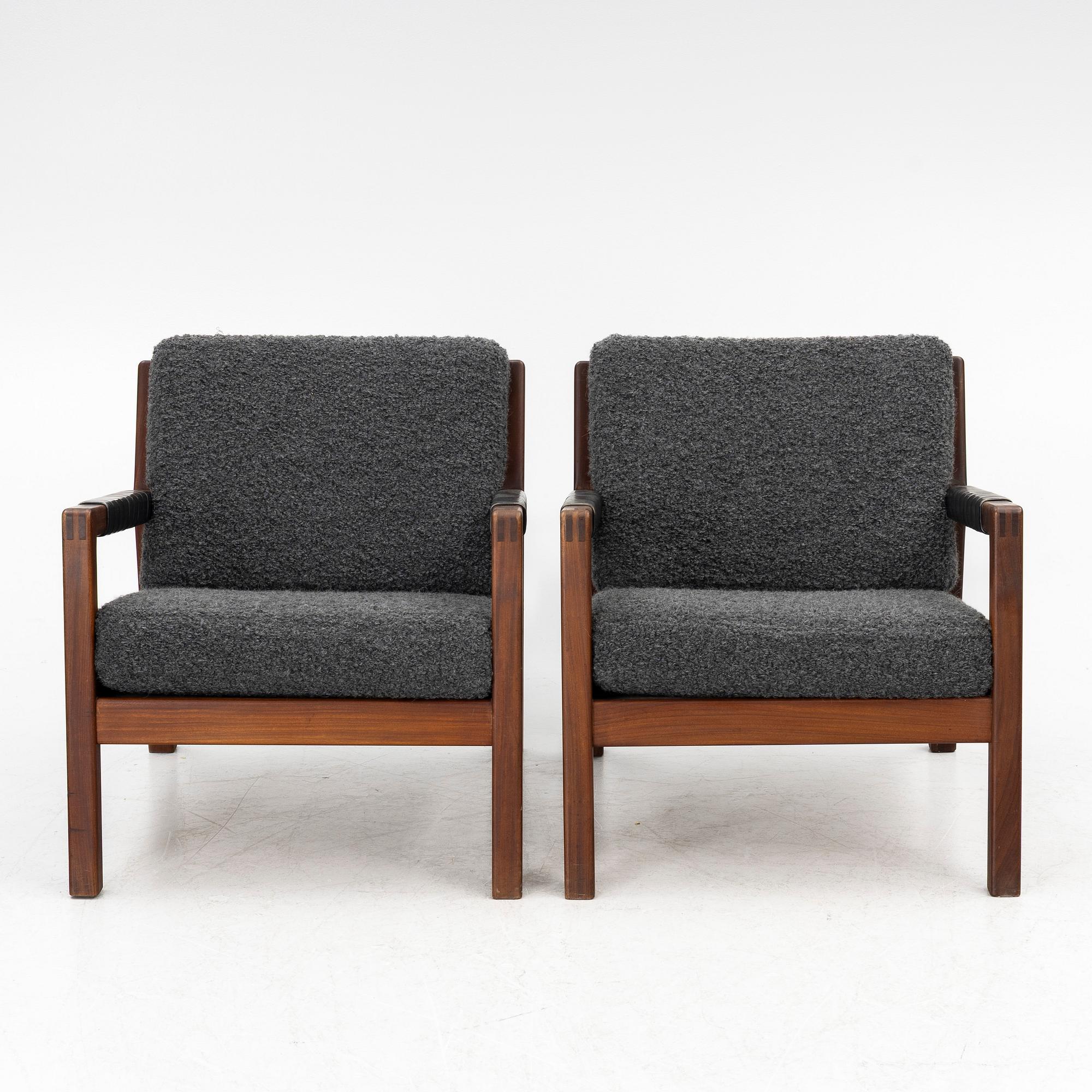 Carl Gustaf Hiort af Ornäs, A pair of easy chairs, 'Rialto',  Puunveisto Oy, Finland, mid 20th century.