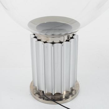 Achille Castiglioni & Pier Giacomo Castiglioni, a pair of "Taccia small" table lamps, Flos, Italy.
