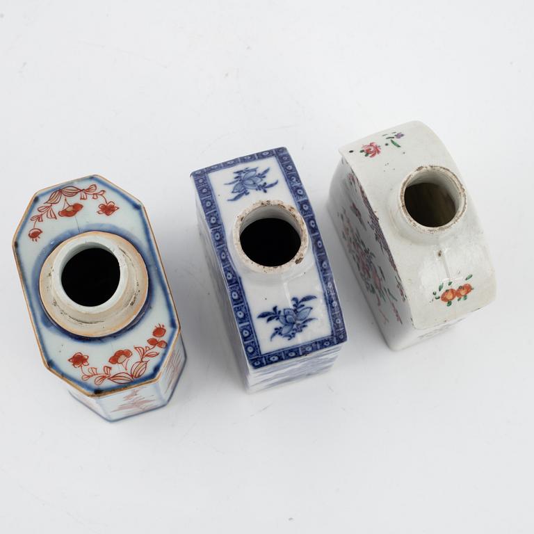Tedosor, 3 stycken, porslin, Kina, Qingdynastin, Qianlong (1736-95).