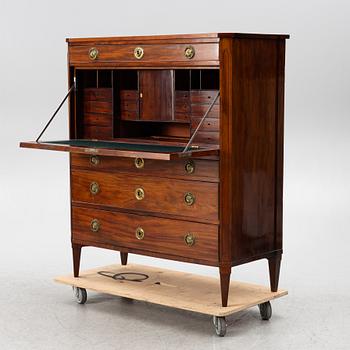 A late Gustavian chiffonier, circa 1800.