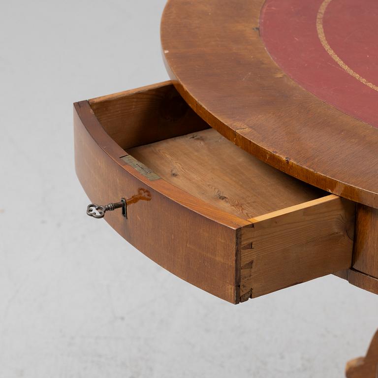 Carousel table, 19th century.