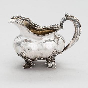 An 1840s silver milk jug, maker's mark of Thomas Sohka, Saint Petersburg, Russia 1845.