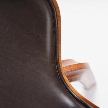 Arne Jacobsen, stolar, sex stycken, "Grand Prix", Fritz Hansen, 2021.