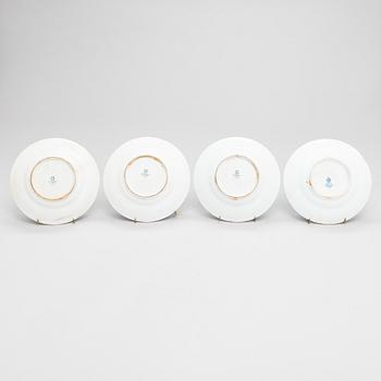 A set of four Kuznetsov porcelain plates, 1900-1917.