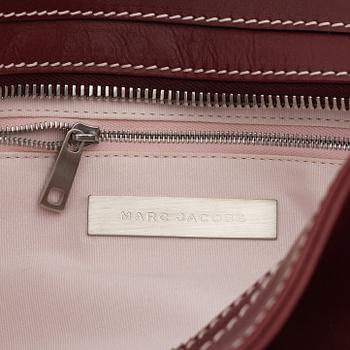 Marc Jacobs, a red leather 'Cammie' handbag.