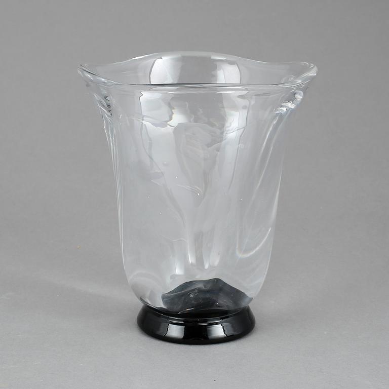 Vas, glas, Vicke Lindstrand, Orrefors, 1930-tal.