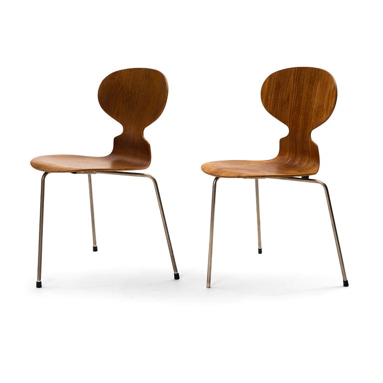 Arne Jacobsen, stolar, ett par, "Myran", Fritz Hansen, Danmark 1950-60-tal.