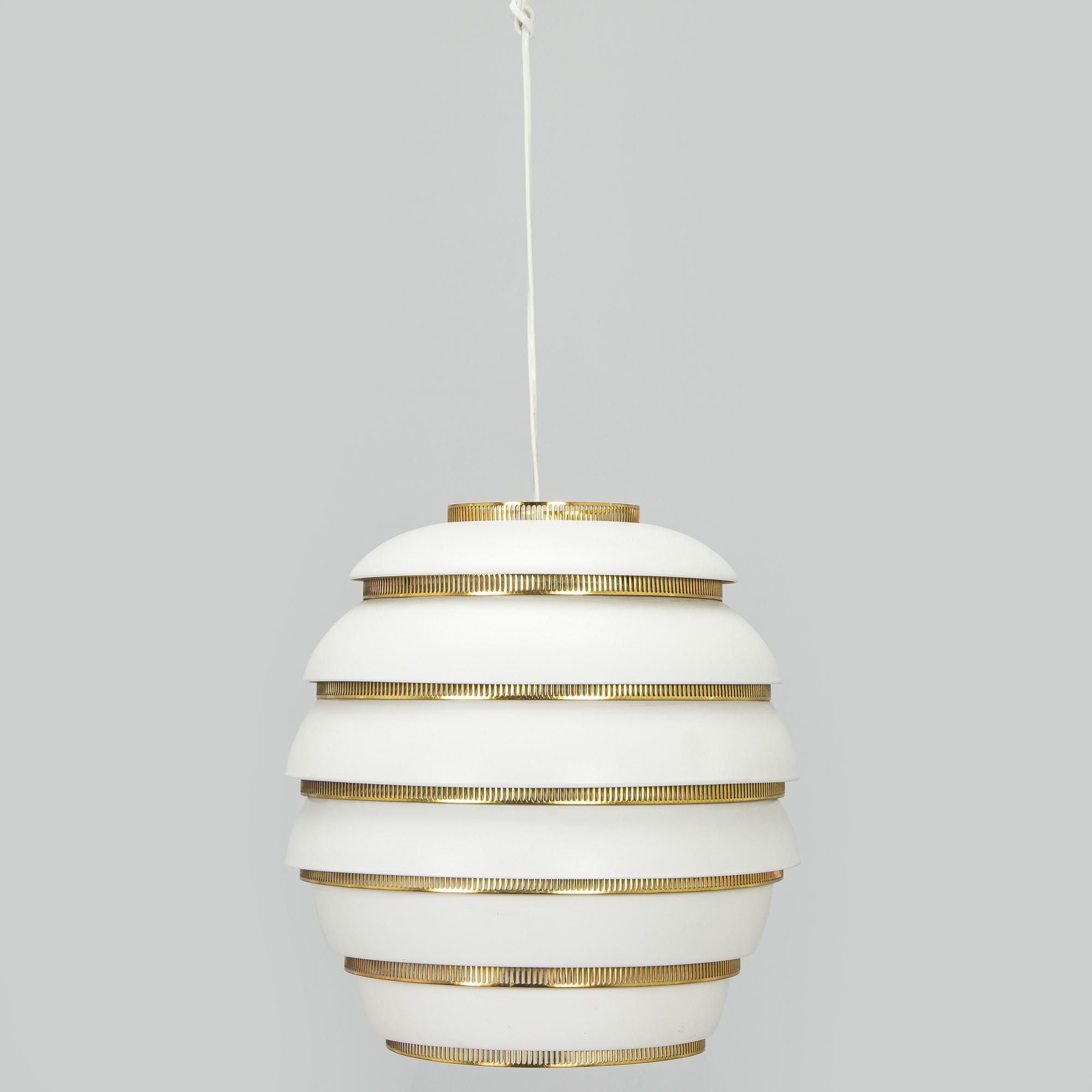 Alvar Aalto, taklampa, modell A332, "Bikupa", Valaistustyö.