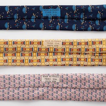 Hermès, three silk ties.