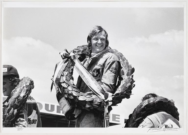 Kenneth Olausson, "Ronnie Petersons ärevarv i Dijon 1974".