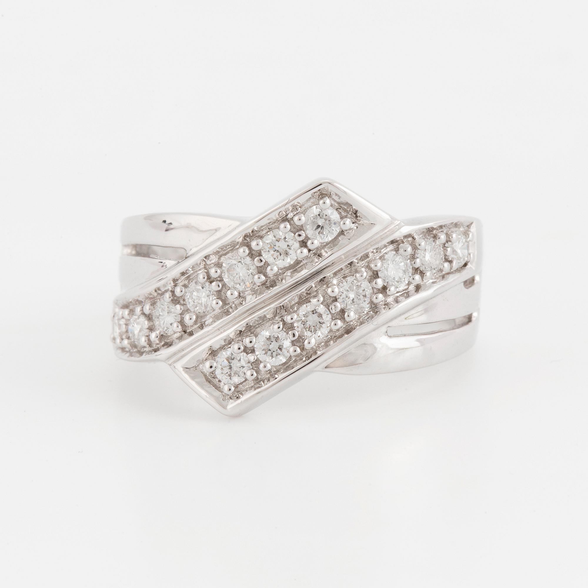 Ca 1,40 ct brilliant cut diamond ring.