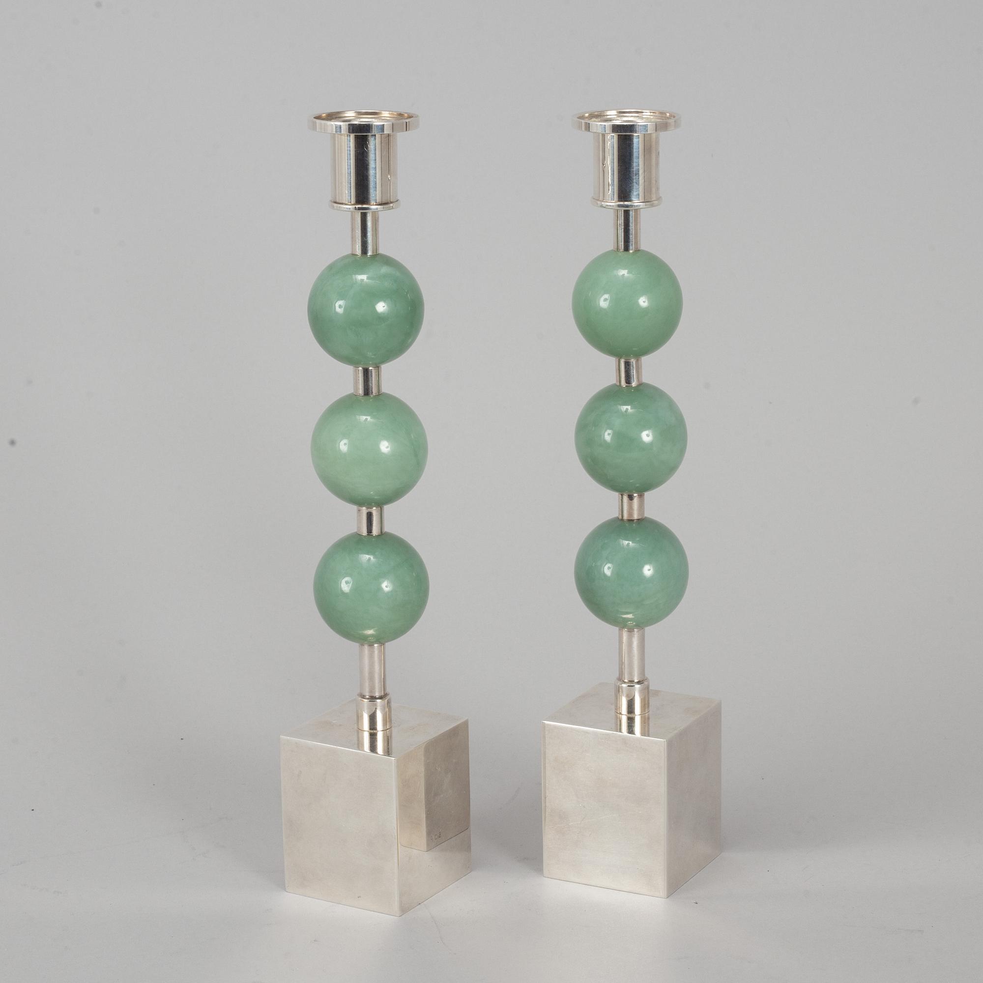 SIGURD PERSSON, a pair of silver plate and aventurine candlesticks from Svenskt tenn.