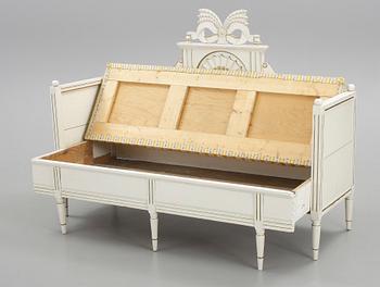 SOFFA, gustaviansk, omkring 1800.