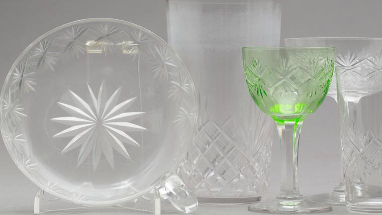 GLASSERVIS, ca 114 dlr, 1900-talets första hälft.