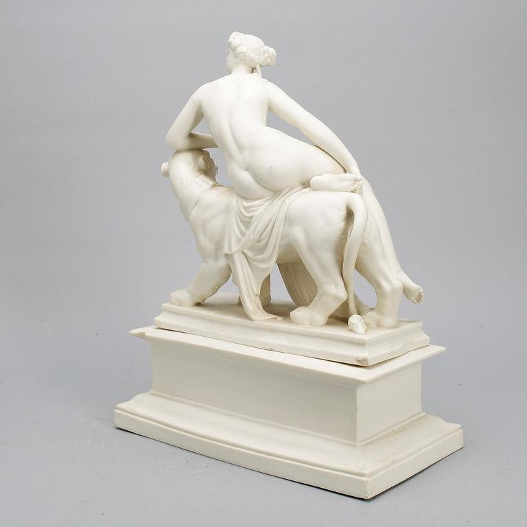 FIGURIN, parian, 1900-talets första hälft, ej signerad.