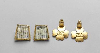 1668. CLIPS, två par, Chanel samt Cecile Jeanne.