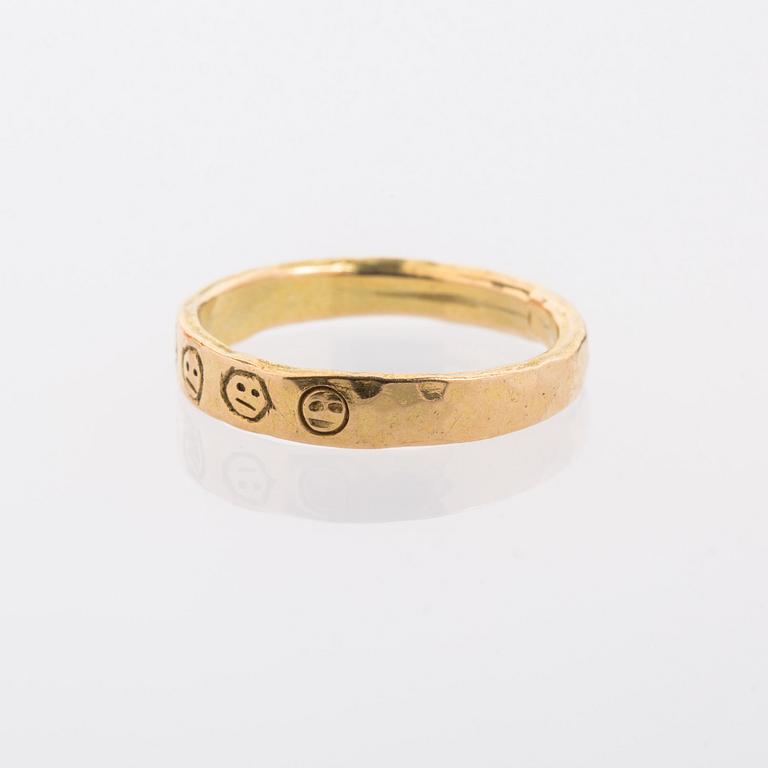 RING, 18K guld. Jan Lambert Kruse, 1992.