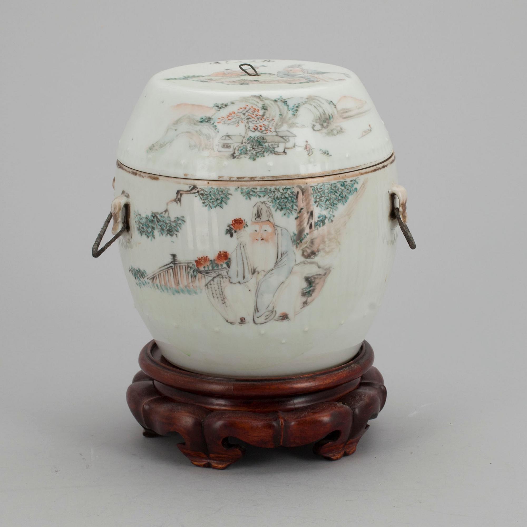 KÄRL med LOCK, porslin, Kina ca 1900.